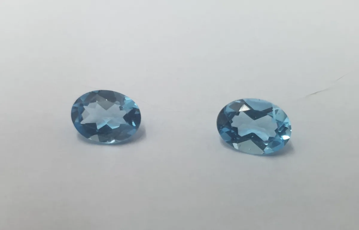 Gold earrings // Blue Topaz Suiss // For women // For girl // EAG16 · 2
