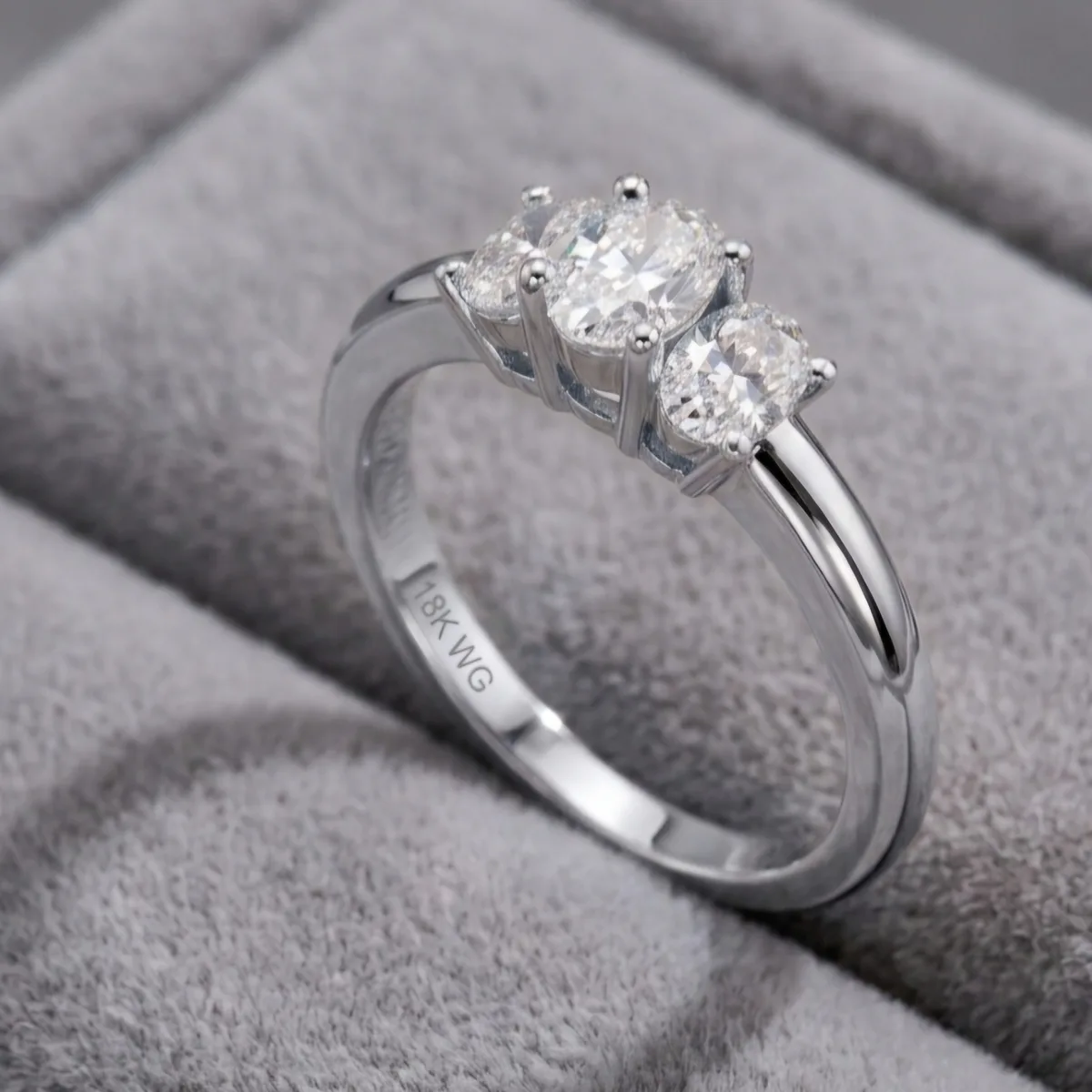 Diamonds ring // Gold ring // Natural giamond // CVD diamond // Engagrment band // DR22 · 2