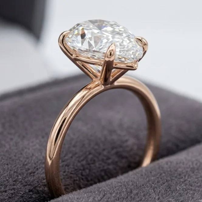Diamond ring // Gold // Natueal diamond // CVD diamond // Engagement ring // For women//DR30 · 2