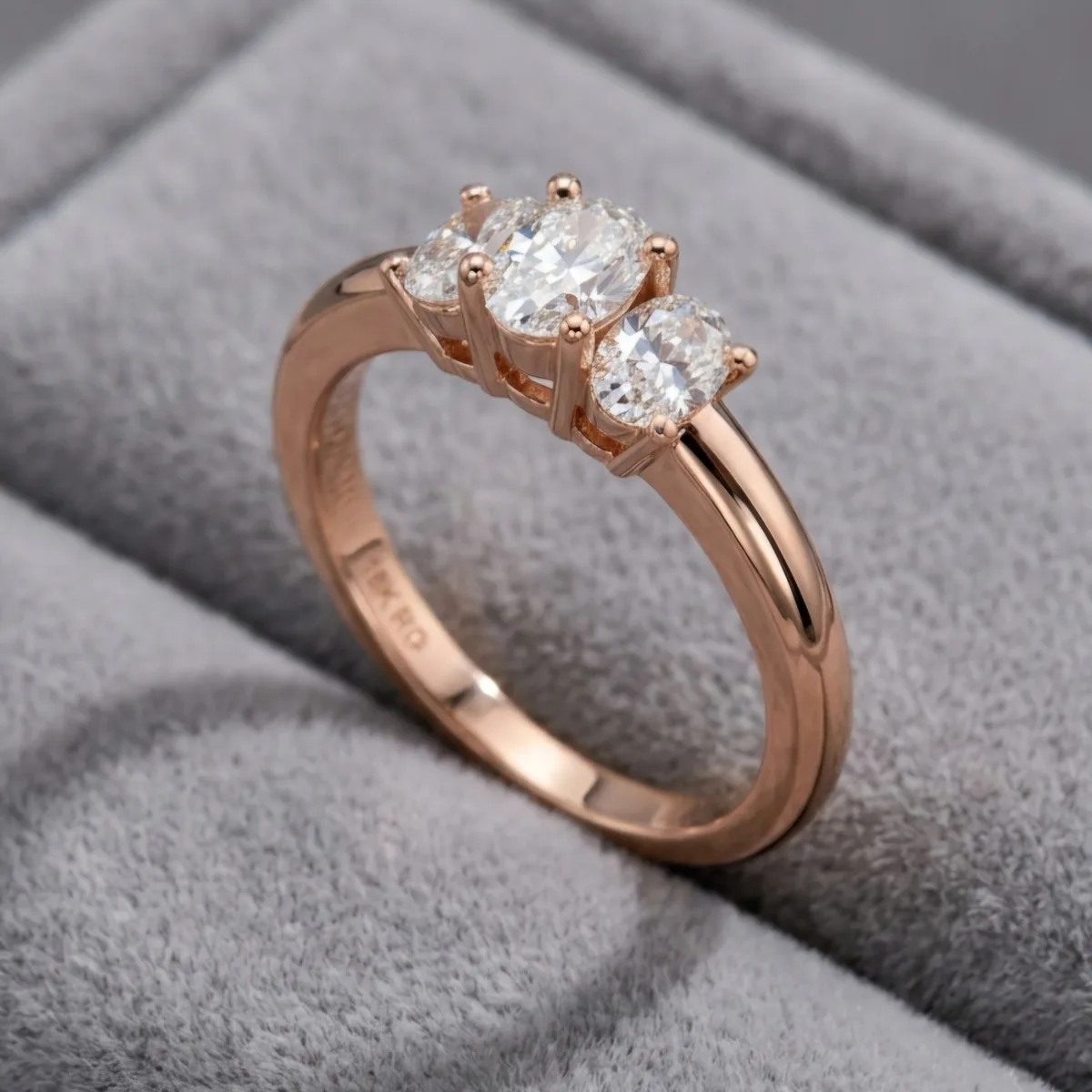 Diamonds ring // Gold ring // Natural giamond // CVD diamond // Engagrment band // DR22 · 1